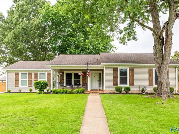 2050 Rosebury Ln SW, Huntsville, AL 35803