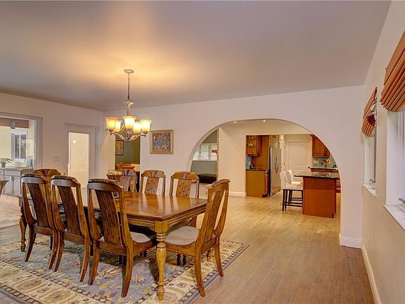 5th image of 5026 Parrish Ln
