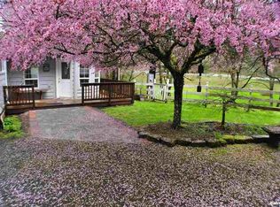 17740 Oakdale Rd, Dallas, OR 97338