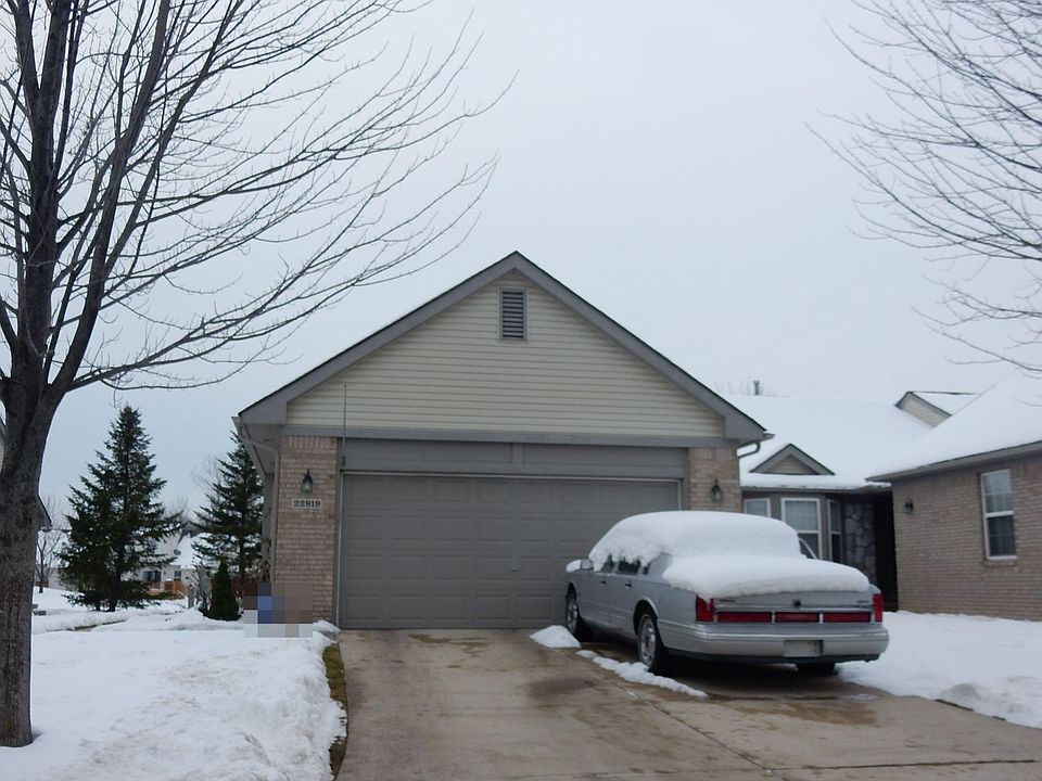 1st image of 22819 Woodcreek Dr