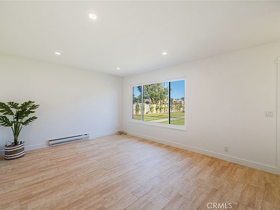 5th image of 19760 Kingswood Ln