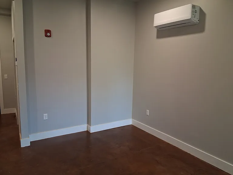 329 N Mulberry St #3 — Photo 13