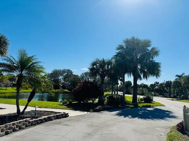 1510 SE Dewberry Ct — Photo 37