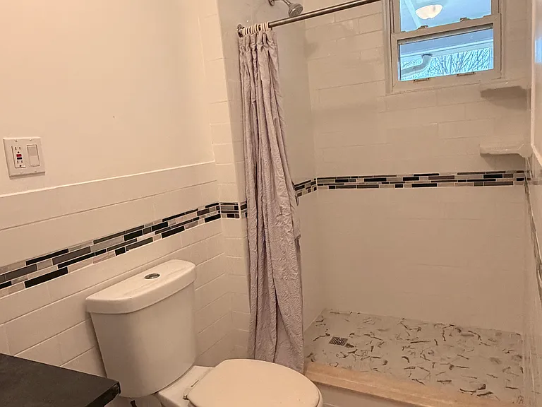 167 Caroline St — Photo 7