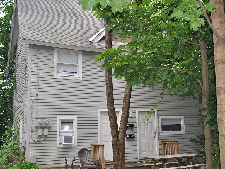 209 Williams St #2 — Photo 6