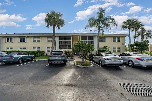 993 Sonesta Ave NE #A103 Photo 1