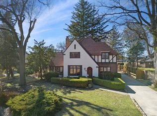 716 Terrace Dr, Clinton, IA 52732