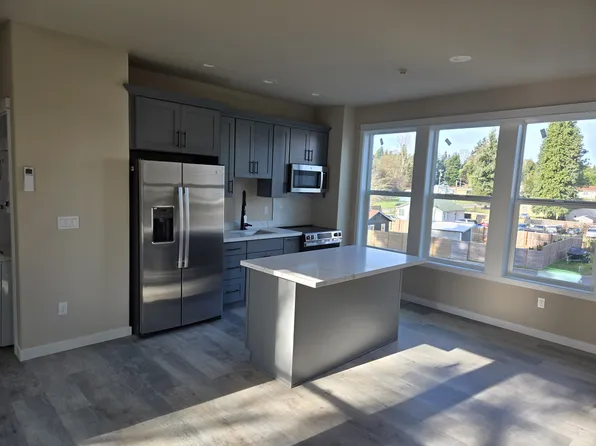 11416 8th Ave S #Adu, Seattle, WA 98168