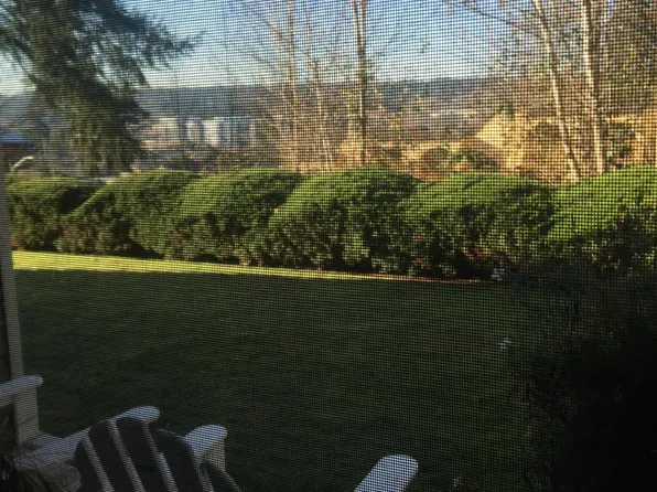 8200 170th Pl NE APT 1, Redmond, WA 98052