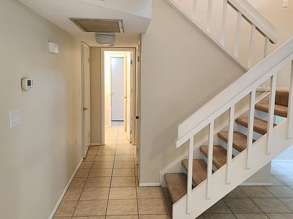 HALLWAY TO MASTER BEDROOM/BATH
