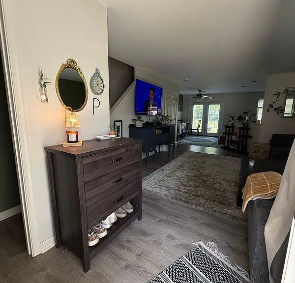 102 Partridge Cir — Photo 2