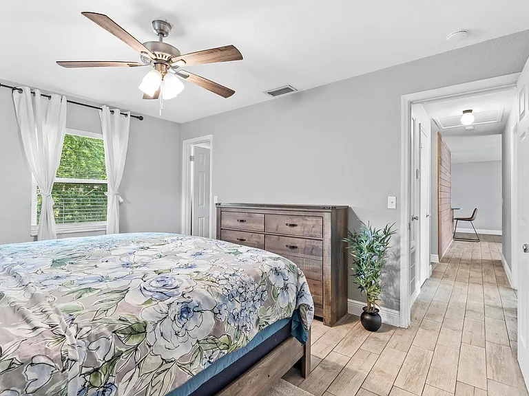 2813 Durham St — Photo 18