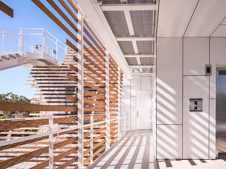 935 N San Vicente Blvd #7 — Photo 14