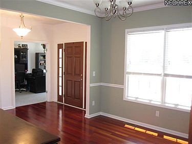 5th image of 37126 Halsted Ln