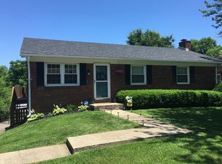 325 E Tiverton Way, Lexington, KY 40517