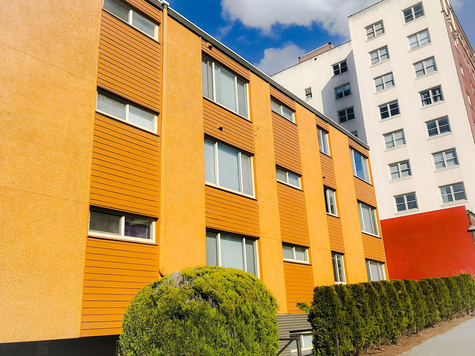 Summit Apartments — Photo 2