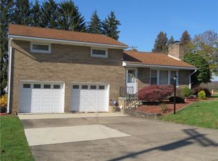 1200 Edgewood Dr, West Leechburg, PA