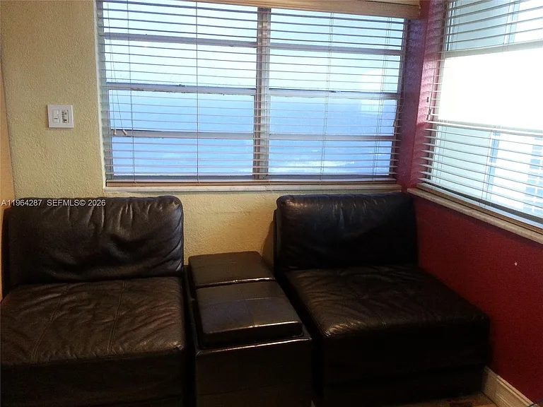 19201 Collins Ave #1044 — Photo 6