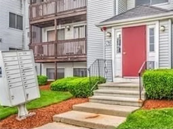 11 Gibbs St Unit C37, Worcester, MA 01607