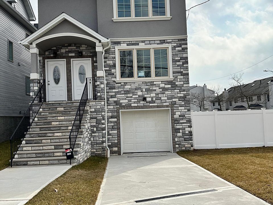1st image of 3382 Victory Blvd #2