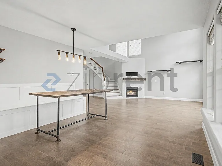 19719 Nevin Ct — Photo 12