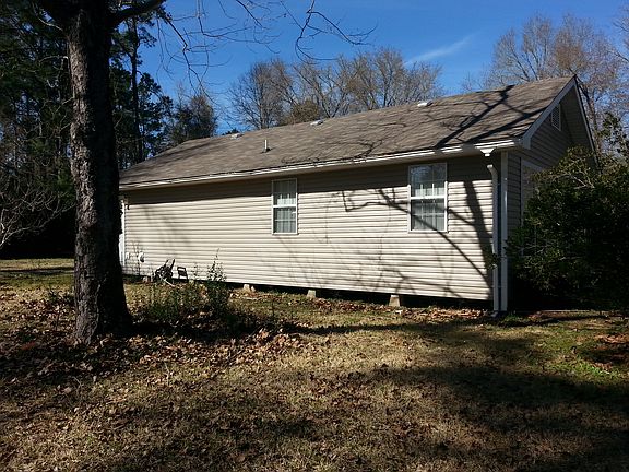 2nd image of 1423 Highway 1207