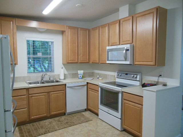 1st image of 896 Tumbleweed Ln