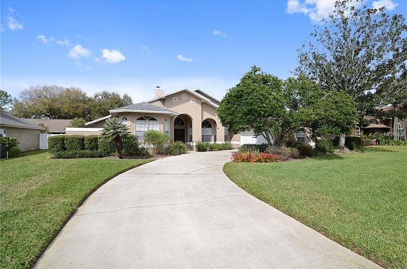 1st image of 1493 Royal Cir