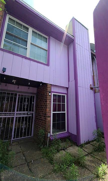 1st image of 1310 Chimney Wood Ln