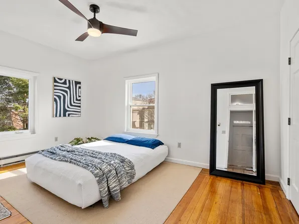 91 Summer St APT 3, Somerville, MA 02143
