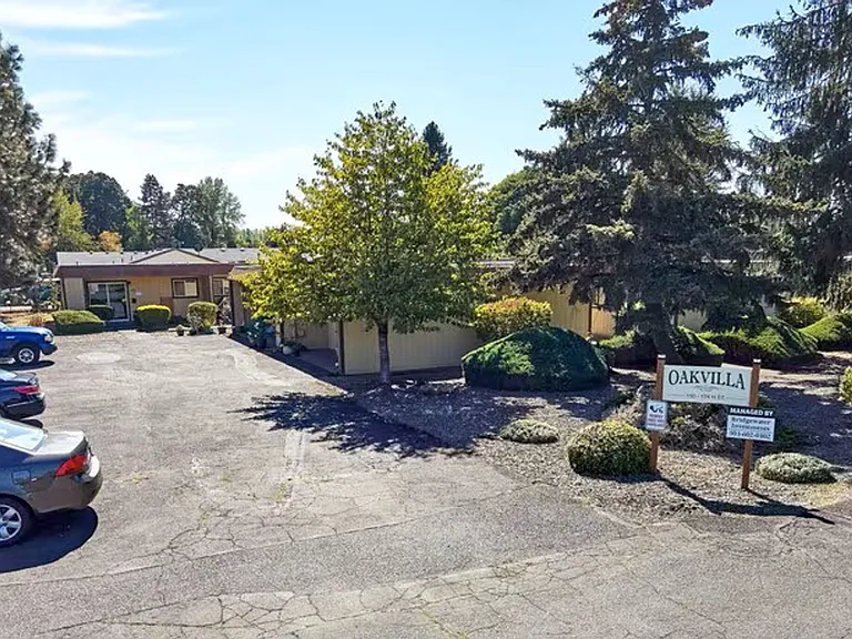 540-Oakvilla — Photo 33