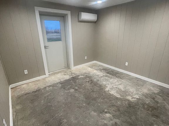 4th image of 5225 County Road 1205 #101-1