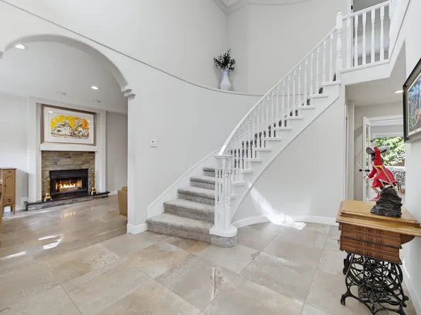 22315 47a Ave, Langley, BC V2Z 1M5