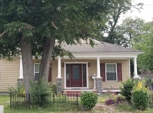 335 Locust Ave, Hampton, VA 23661