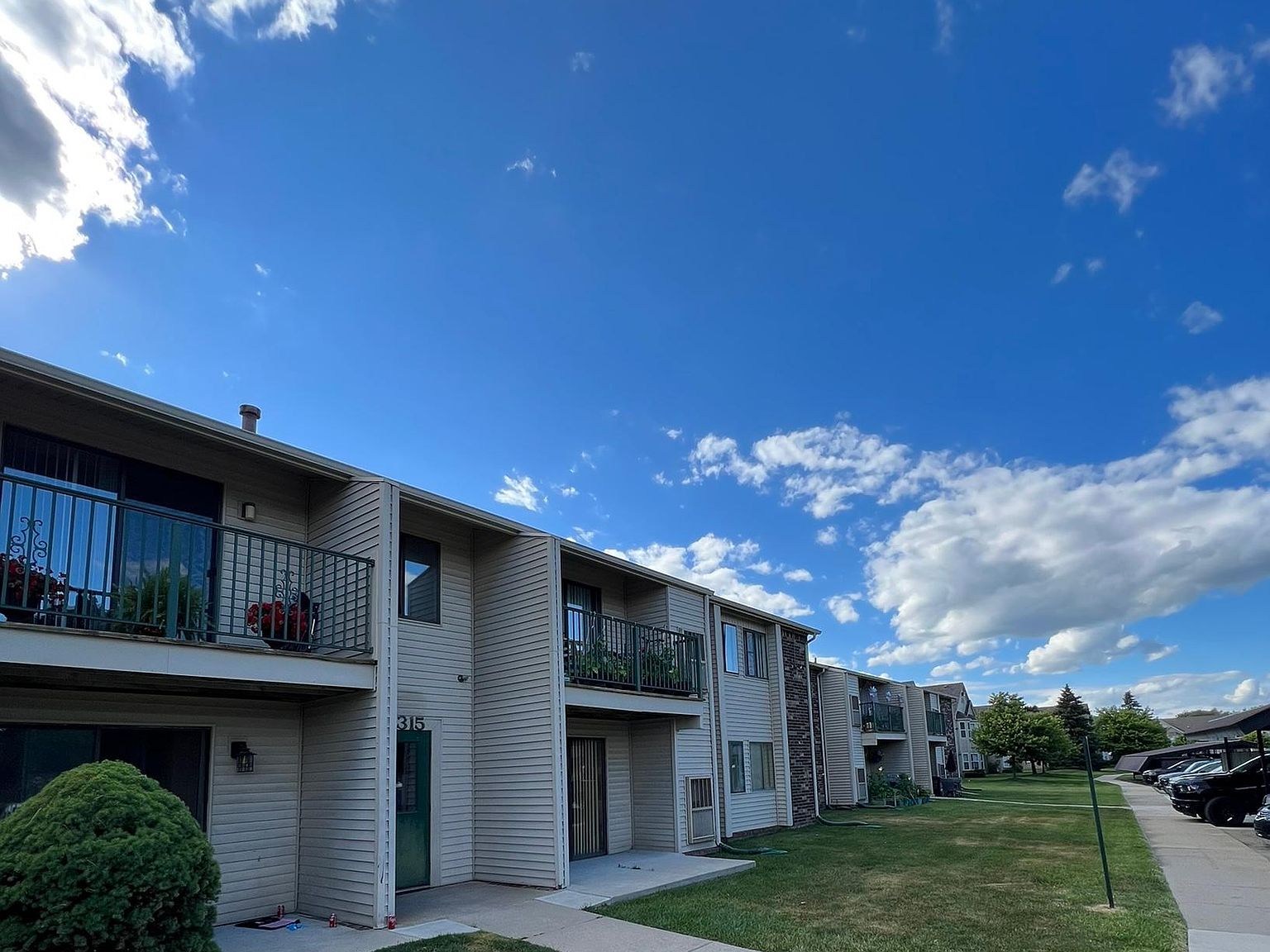 15144 Southpointe Dr 102, Sterling Heights, MI 48313 Zillow