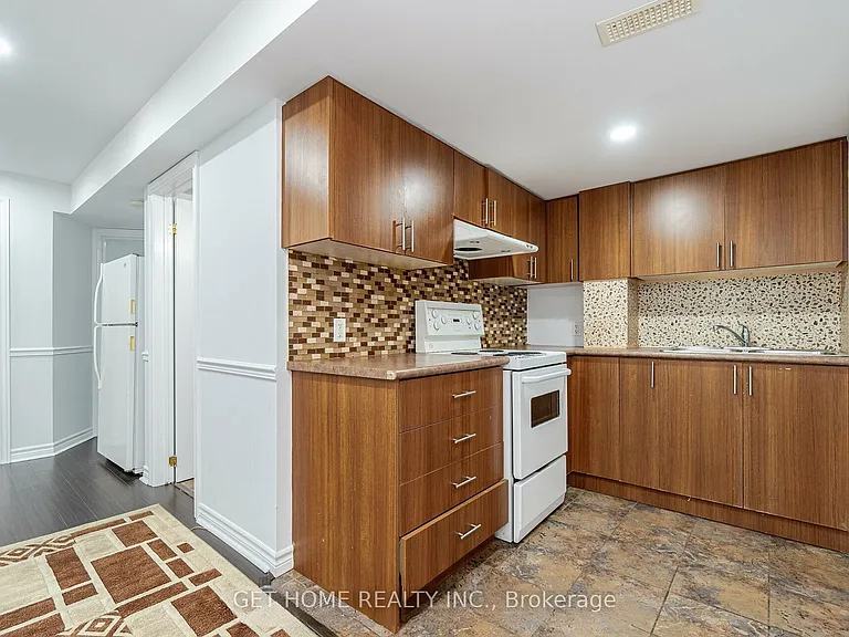 5955 Gant Cres E #BASEMENT — Photo 6