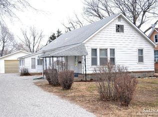 453 E Lincoln St, Lindsborg, KS 67456