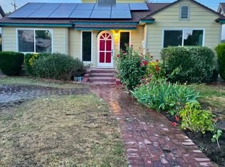 2708 San Emidio St, Bakersfield, CA 93304