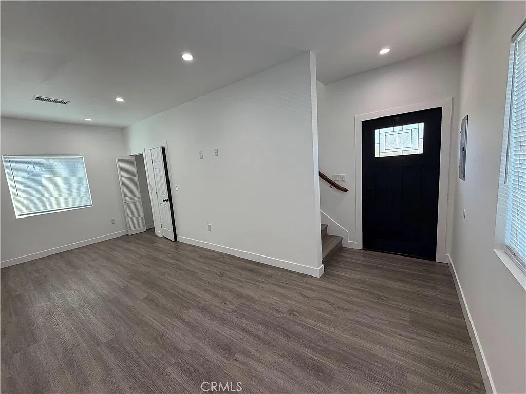 3 bed, 1500 sqft, $3,700 — Photo 1