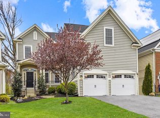 8234 Castanea Ln, Derwood, MD 20855
