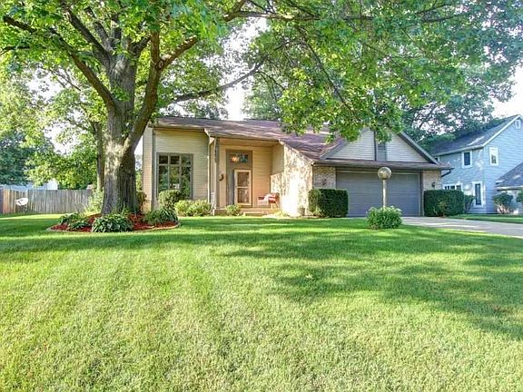 3rd image of 23617 Cedar Knoll Cir