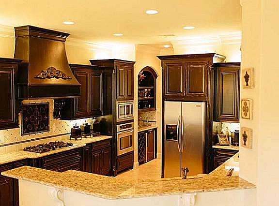 4th image of 6407 Tuscany Park Dr