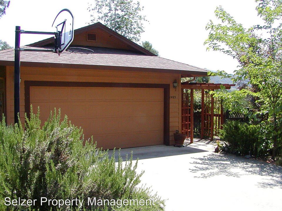 2nd image of 1465 Fir Terrace Dr