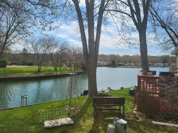 1149 Lakeview Rd #191, Elgin, IL 60123