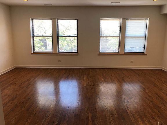 2nd image of 3824 N Ashland Ave APT 2