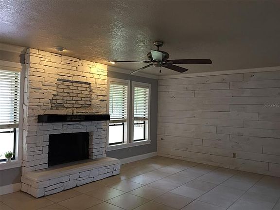 4th image of 2731 Nova Dr