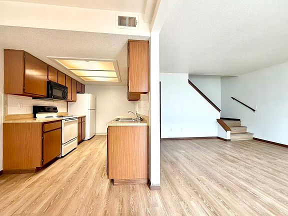 2nd image of 6201 NW Casper Dr #B