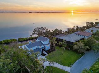 3804 Bayside Dr, Bradenton, FL 34210