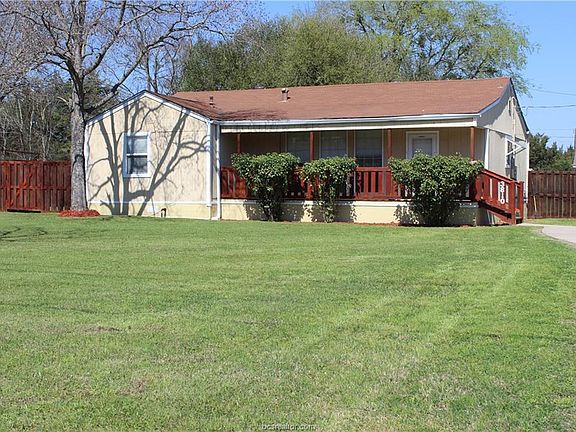 2nd image of 3810 Elaine Dr