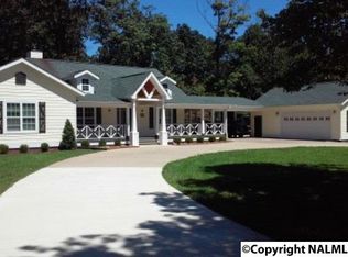 145 Ridgecreek Dr, Gurley, AL 35748